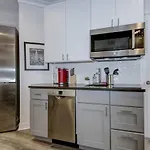 Dupont Circle-Suite 6Kalorama Luxury Apartment